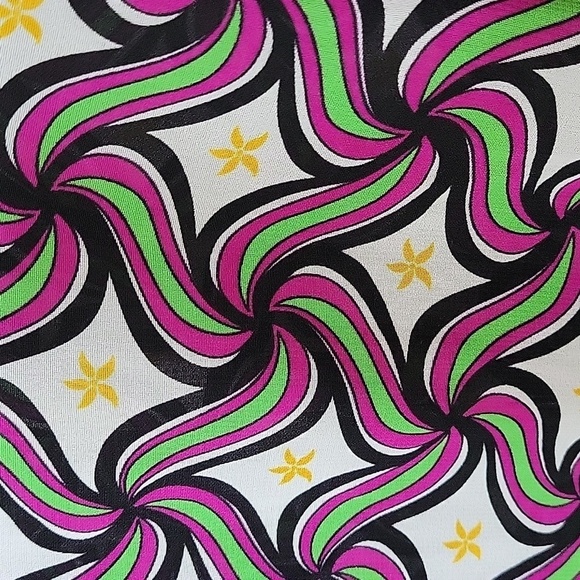 NICOLE by Nicole Miller xl flowy short sleeve blouse - Picture 3 of 6